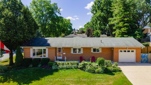110 Ontario St N, Saint Marys, ON, N4X0B7 | Card Image