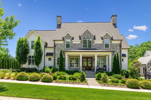 8118 Heirloom Blvd, College Grove, TN, 37046-1527 | Card Image