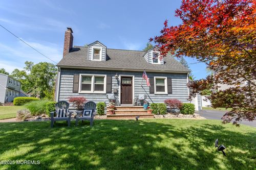15 Sickles Pl, Shrewsbury, NJ, 07702-4438 | Card Image