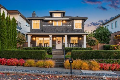 506 Market St, Kirkland, WA, 98033-6118 | Card Image