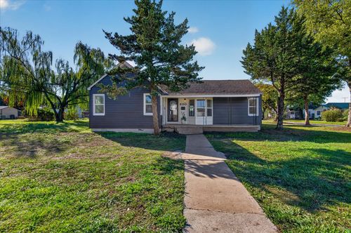 600 E 14th St, Dewey, OK, 74029-1718 | Card Image