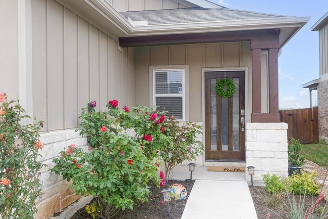 546 Pepperbark Loop, House other with 3 bedrooms, 2 bathrooms and null parking in Buda TX | Image 14
