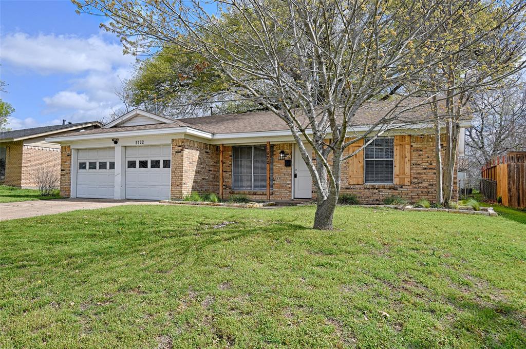 Savage Dr, Mesquite, TX 75149