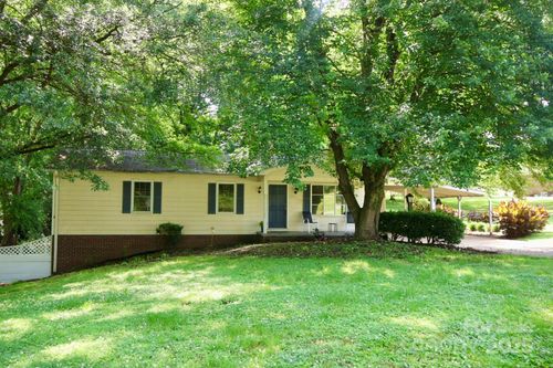 3043 Charles Rd, Shelby, NC, 28152-7553 | Card Image