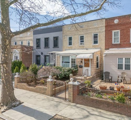 1918 Ditmars Blvd, Astoria, NY, 11105-3606 | Card Image