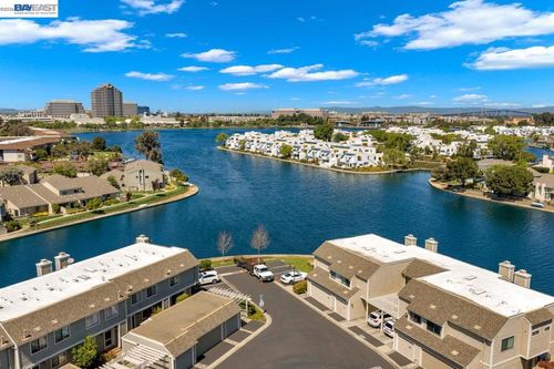 828 Columba Ln, Foster City, CA, 94404-2810 | Card Image