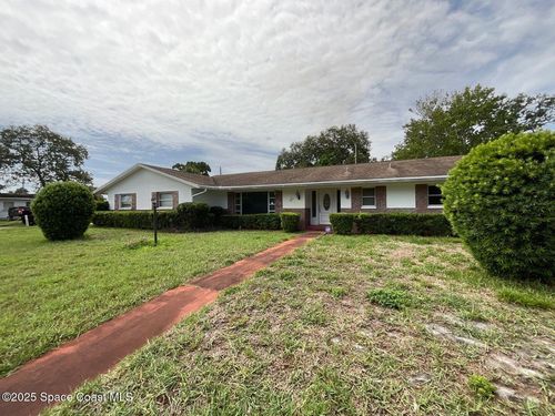 617 Walker St, Melbourne, FL, 32901-7131 | Card Image