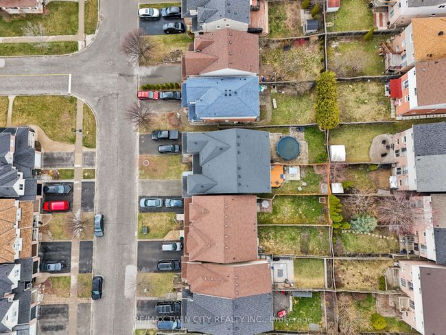 132 Kirkland Pl, House attached with 3 bedrooms, 3 bathrooms and 2 parking in Whitby ON | Image 25