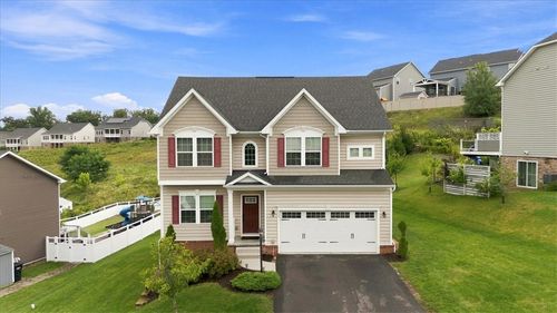 111 Pinevalley Dr, Pittsburgh, PA, 15229-2926 | Card Image
