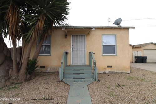 728 W El Camino St, Santa Maria, CA, 93458-3565 | Card Image