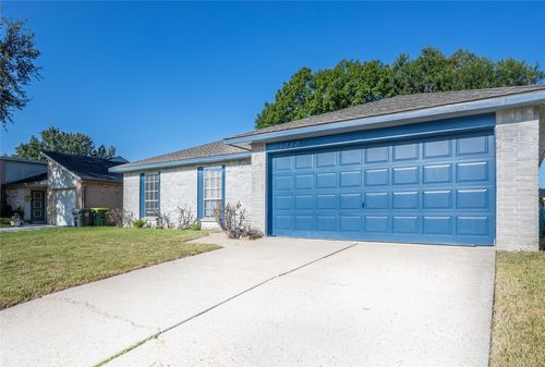 1010 Woodbridge Ave, Pearland, TX, 77584-2376 | Card Image