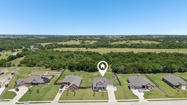 Aerial perspective of suburban area | Image 20