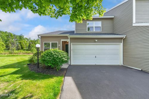 108 Harvard Rd, Watervliet, NY, 12189-1212 | Card Image