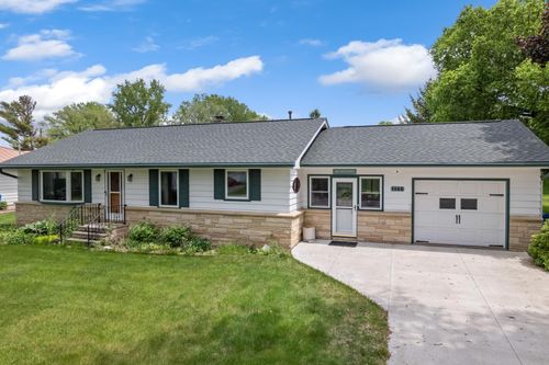 1366 Lorrai Dr, Winona, MN, 55987-4812 | Card Image