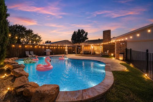 3138 Barton Rd, Carrollton, TX, 75007-3502 | Card Image