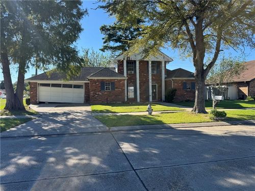 3836 Hillcrest Dr, Marrero, LA, 70072-6020 | Card Image