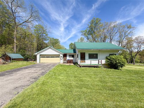 21199 Shore Dr, Meadville, PA, 16335-5141 | Card Image
