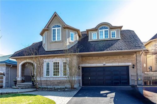 29 Gaines Ave, Dundas, ON, L9H7M4 | Card Image