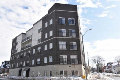 301 - 630 Princess St, Condo with 4 bedrooms, 2 bathrooms and 1 parking in Kingston ON | Image 1