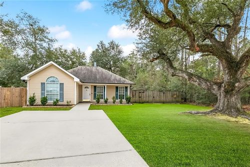 27414 Zelda Dr, Lacombe, LA, 70445-6358 | Card Image