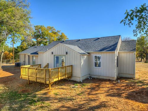 32437 E County Road 1543, Pauls Valley, OK, 73075-8755 | Card Image