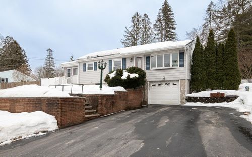 169 Central St, Hudson, NH, 03051-4616 | Card Image