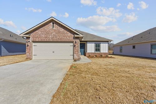 305 Pond Spring Drive, Huntsville, AL, 36811 | Card Image