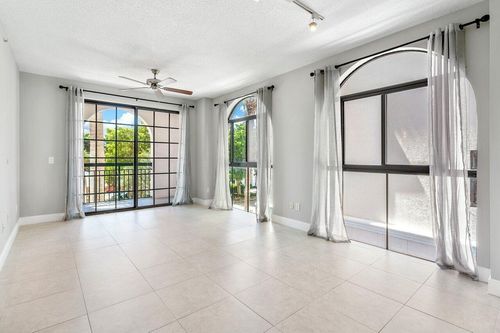 apt-225-233 S Federal Hwy, Boca Raton, FL, 33432-4940 | Card Image