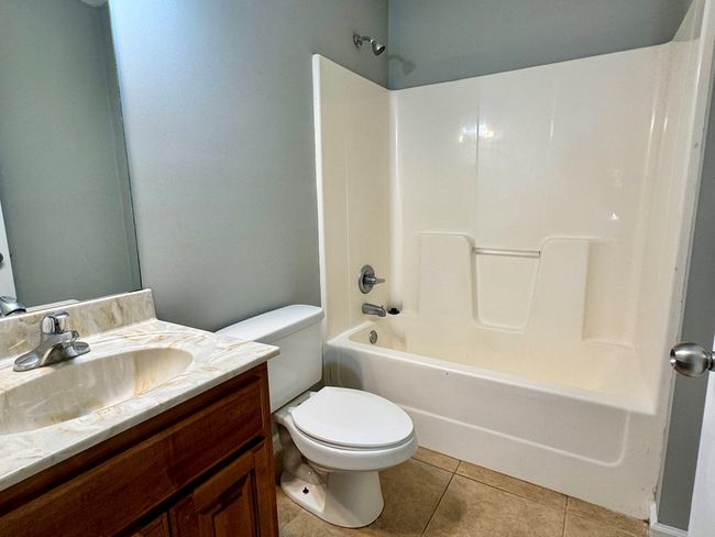 5341 Branch Point Dr, House other with 3 bedrooms, 2 bathrooms and 2 parking in Valdosta GA | Image 13