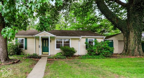530 Eagleview Court, Zionsville, IN, 46077 | Card Image