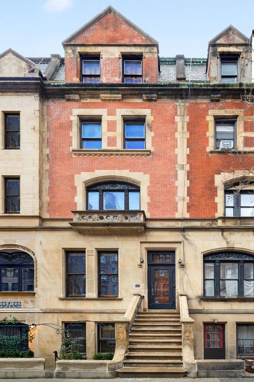 51 W 73rd St, New York, NY, 10023-3101 | Card Image