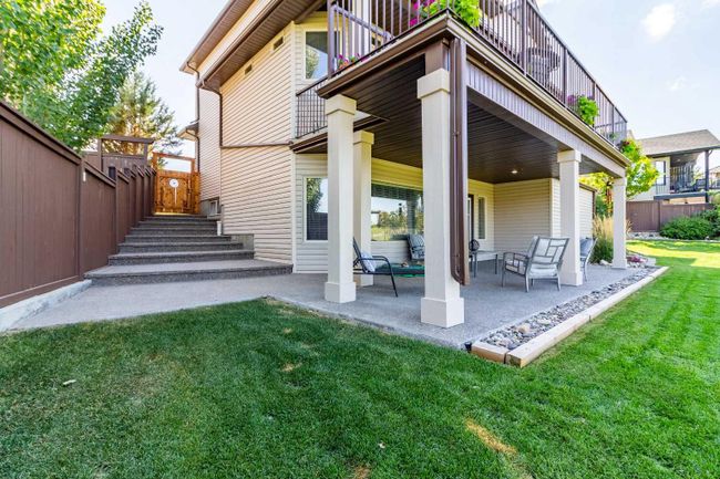 46 Canyoncrest Court W, Home with 6 bedrooms, 4 bathrooms and 4 parking in Lethbridge AB | Image 37