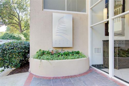 apt-304-2479 Peachtree Rd Ne, Atlanta, GA, 30305-4129 | Card Image