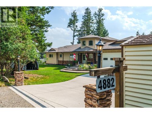 4882 Gloinnzun Cres, 108 Mile Ranch, BC, V0K | Card Image