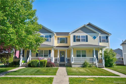 4485 Home Town Dr, Flint, MI, 48506-4531 | Card Image
