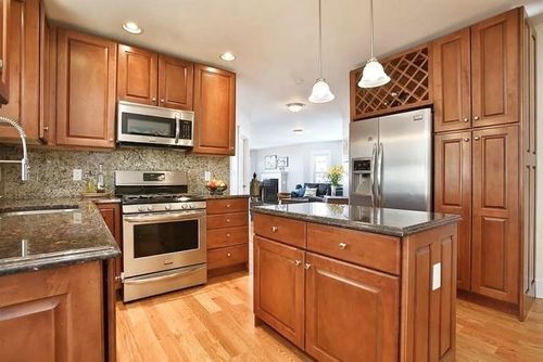 apt-1-11 Silvey Pl, Somerville, MA, 02143-2454 | Card Image