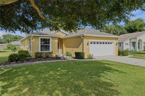 81 Twin Lake Cir, UMATILLA, FL, 32784-8351 | Card Image