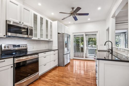 105 Foxborough Sq W, Brentwood, TN, 37027-5749 | Card Image
