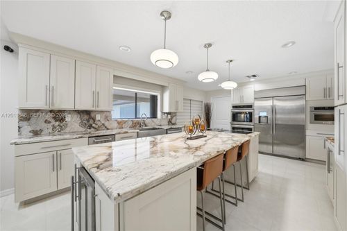 15130 Sw 164th Ter, Miami, FL, 33187 | Card Image