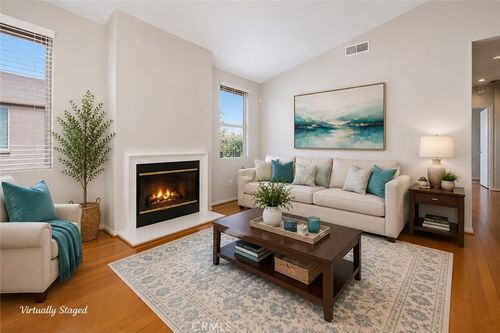 709 Solvay Aisle, Irvine, CA, 92606-0854 | Card Image