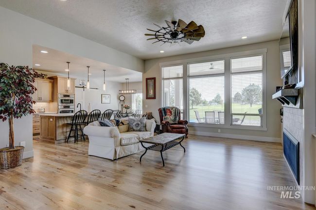 22608 Aura Vista Way, House other with 3 bedrooms, 4 bathrooms and 5 parking in Caldwell ID | Image 7
