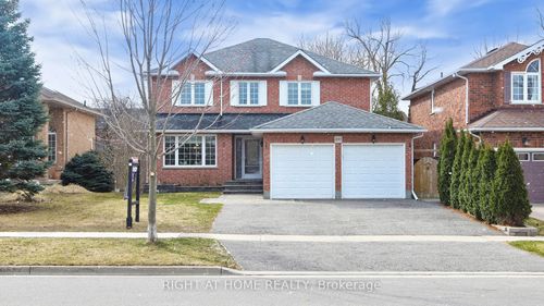 893 Sundance Cir, Oshawa, ON, L1J8P1 | Card Image