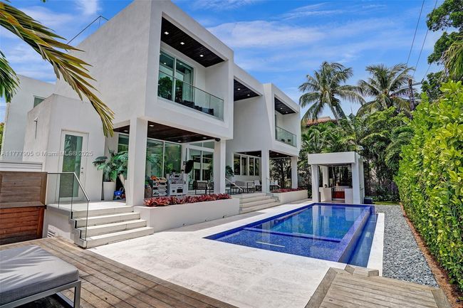 201 Buttonwood Dr, House other with 5 bedrooms, 7 bathrooms and null parking in Key Biscayne FL | Image 30