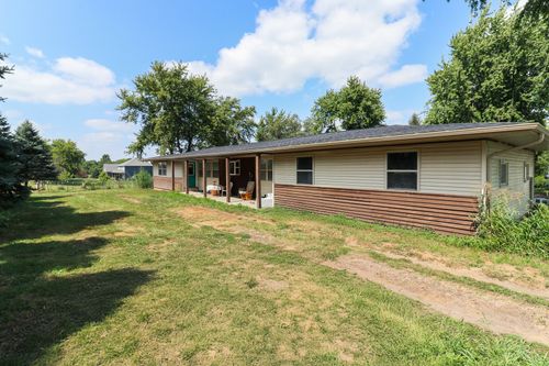 9688 Old Peoria Rd, Bloomington, IL, 61705-5012 | Card Image