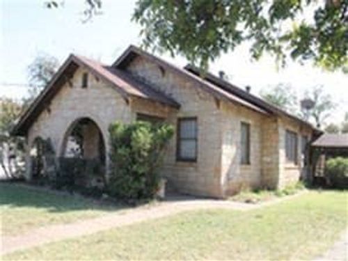 2603 Paradise St, Vernon, TX, 76384-5226 | Card Image