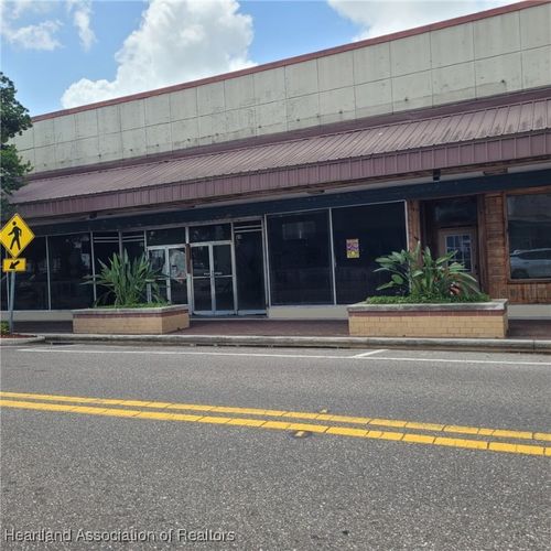 121 W Main St, Wauchula, FL, 33873-2819 | Card Image