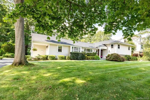 53 Country Ridge Dr, Rye Brook, NY, 10573-1054 | Card Image