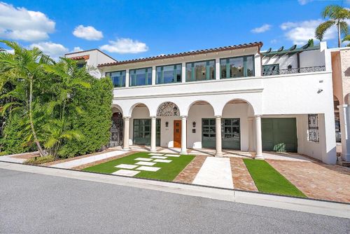 206 Phipps Plz, Palm Beach, FL, 33480-4241 | Card Image