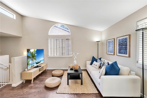 21164 Gladiolos Way, Lake Forest, CA, 92630-7611 | Card Image