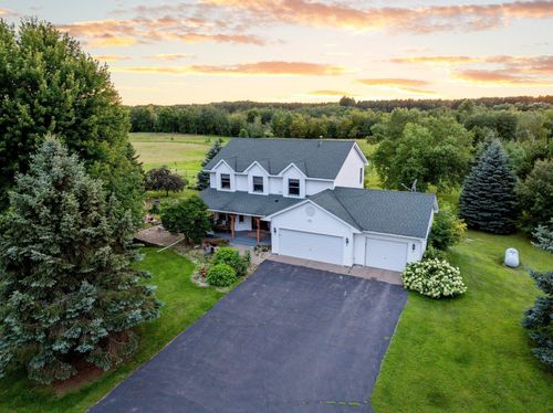 35210 Lily St Nw, Cambridge, MN, 55008-8236 | Card Image
